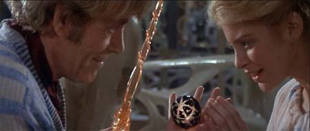 Actor Peter O'Toole dies.