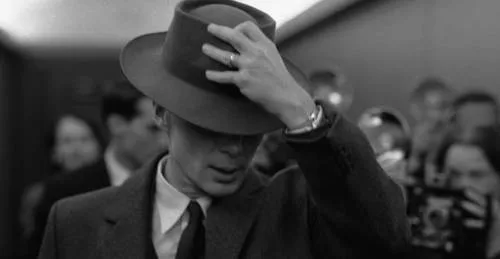 Oppenheimer (Mark Kermode movie review: all sci, no fi).