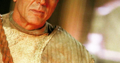 Stargate actor Carmen Argenziano passes away.