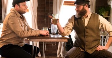 An American Pickle (suspended animation comedy movie: trailer).