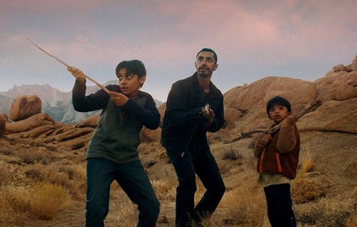 Encounter (a film mini-review by Mark R. Leeper and Evelyn C. Leeper).